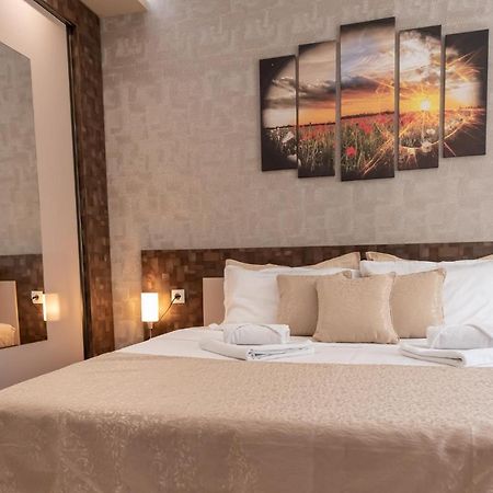 Apartment Central-Lux Велико Търново Екстериор снимка