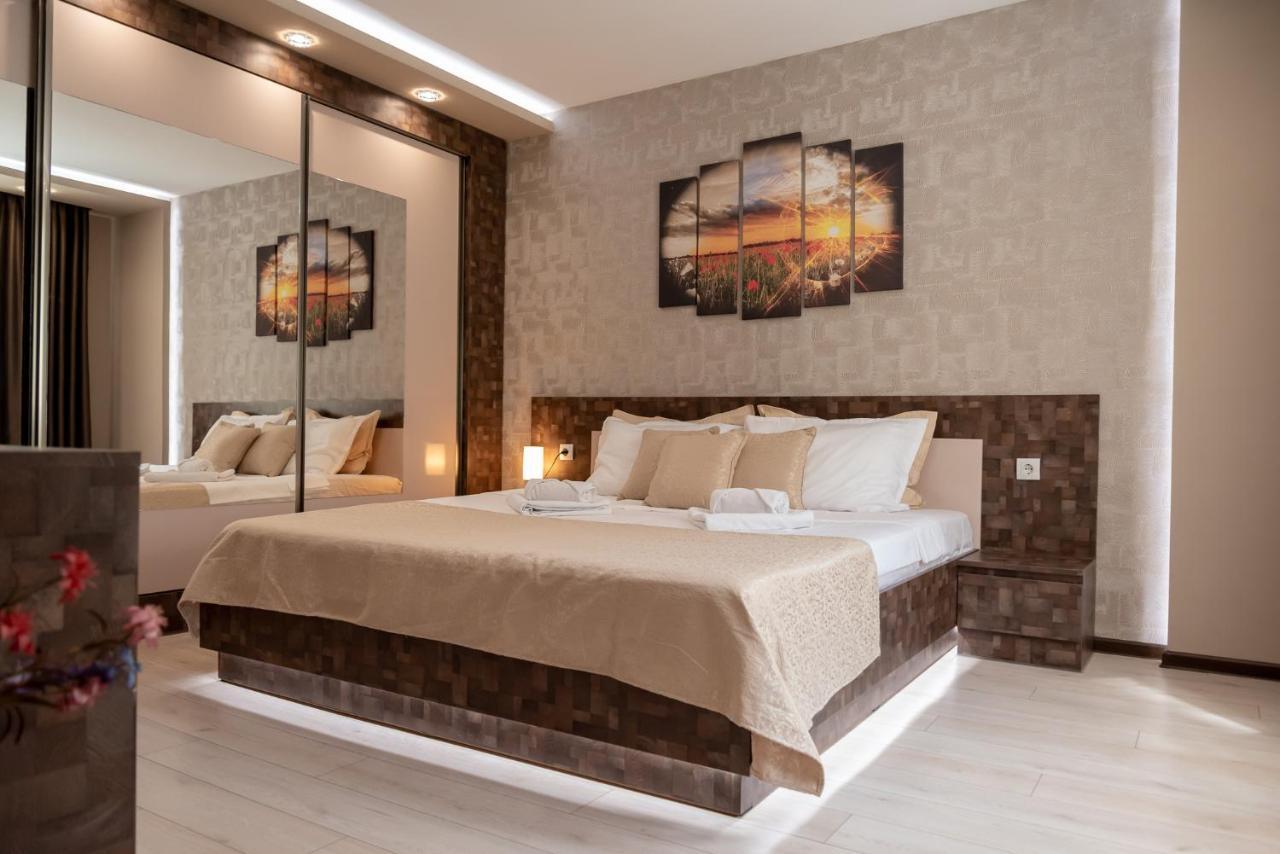 Apartment Central-Lux Велико Търново Екстериор снимка